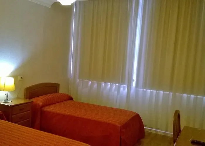 El Cairo Konukevi Ferrol